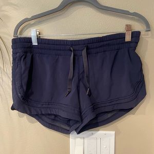 Lulu Lemon Hotty Hot shorts